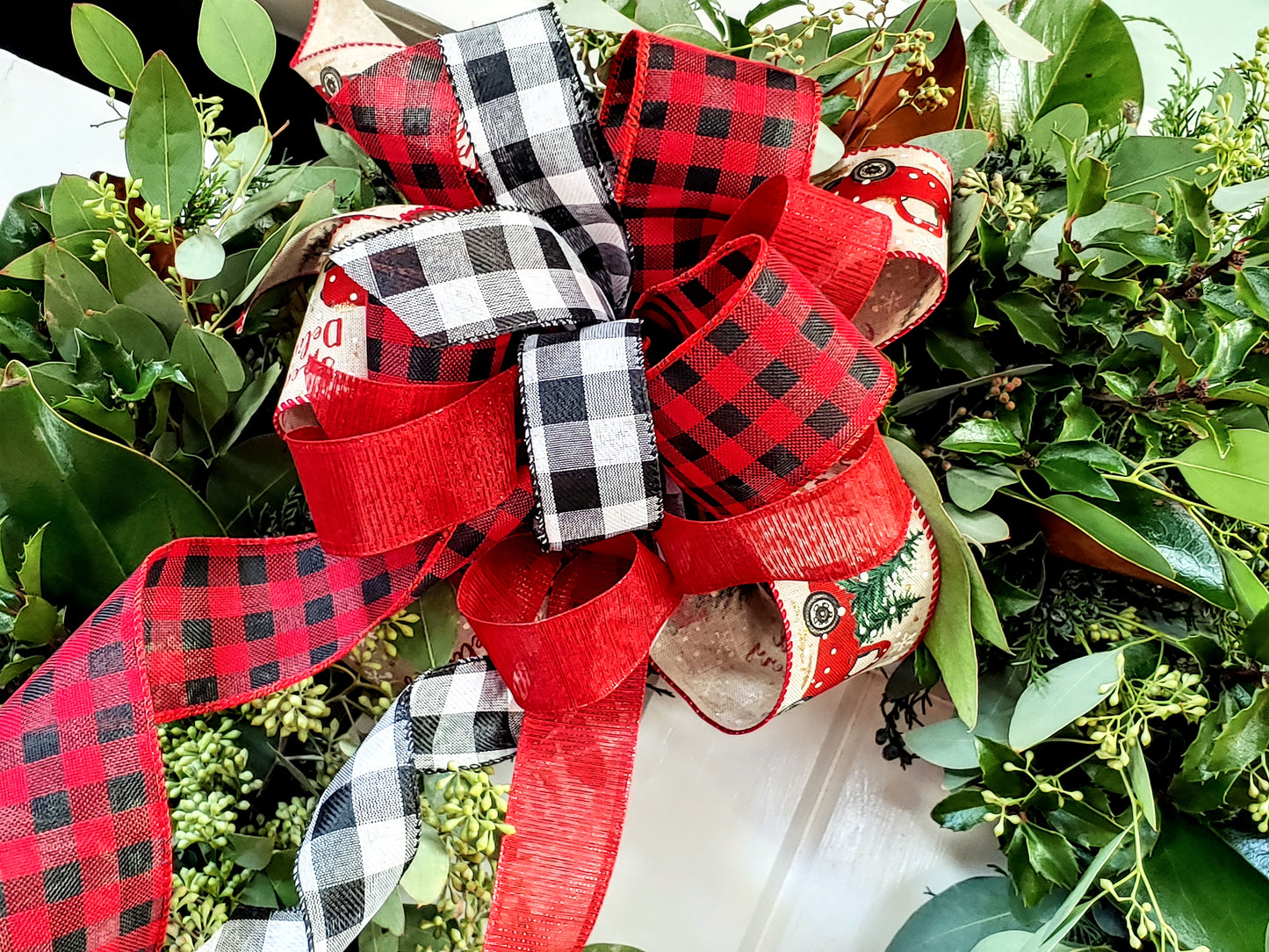 Fresh Magnolia Cedar Eucalyptus And Holly Christmas Wreath