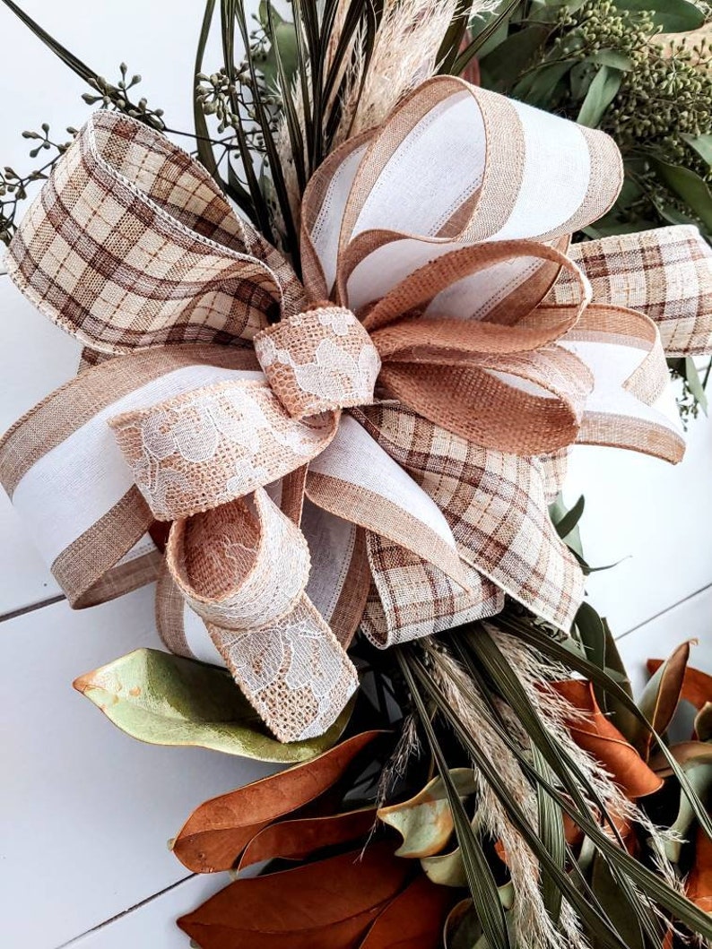 Fresh Magnolia Eucalyptus Wreath With Pompass Grass