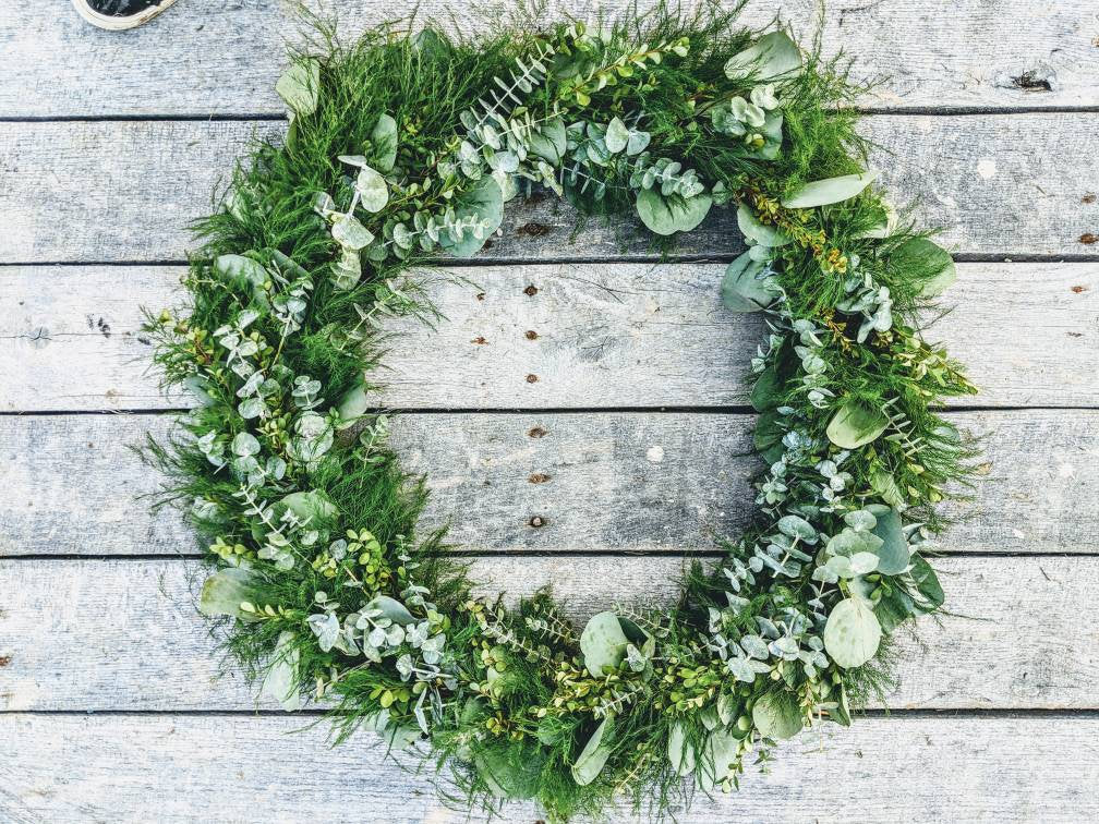 Fresh Eucalyptus Boxwood Wreath for window and door, Green Wreath, Rustic Wreath, Farmhouse Wreath, Wedding Wreath