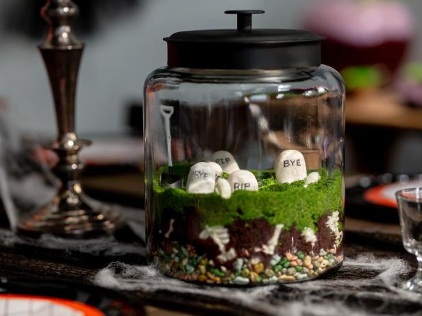 DIY Fall Cemeterrarium Eternal Gardens: Creating a Cemetery Terrarium Class